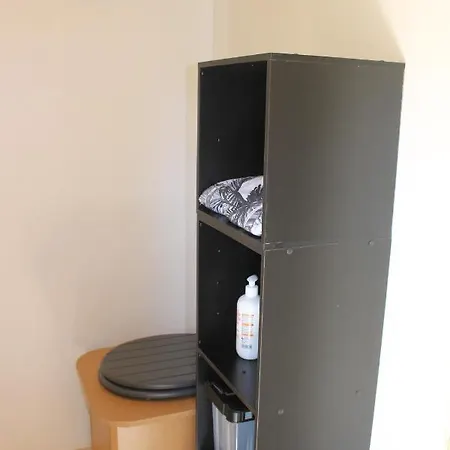 La Roulotte Viticole - Sauna - Toilette Seche Летний дом