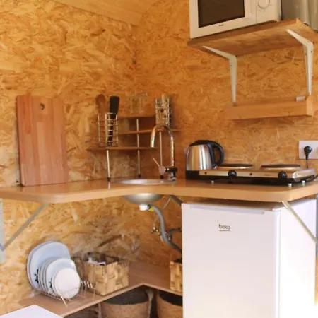 Летний дом La Roulotte Viticole - Sauna - Toilette Seche Floreffe