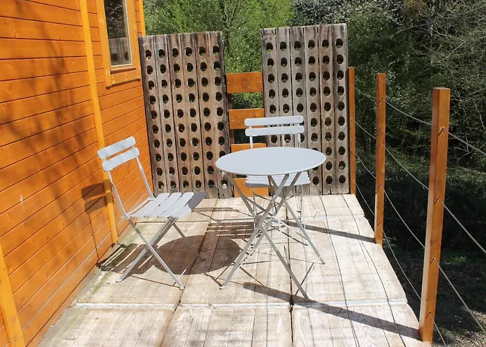 La Roulotte Viticole - Sauna - Toilette Seche Casa de Campo Floreffe